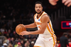 缺控卫！名嘴：范弗里特受伤后 火箭竟从来没试过交易来CJ