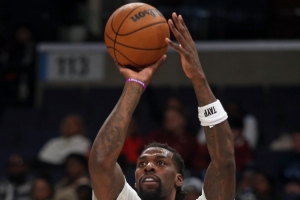 场均13.6分！里德最佳第六人得票：一张第一选票共计42分位列第四