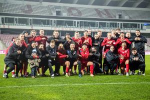 面临解散！卫报：吴澄舒、王妍雯效力的第戎女足下赛季或被放弃