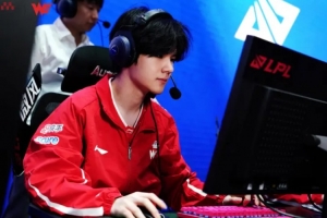 About：我们下路还有很多东西要磨合，磨合程度打60分