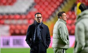 罗塞尼尔执教切尔西生涯10负仅耗时23场，是1993以来历任主帅最快