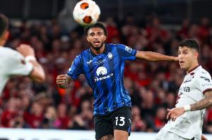 记者：马竞仍在推进埃德森转会谈判，曼联、阿森纳询问球员情况