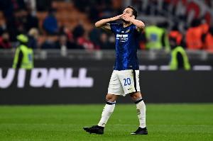 斯基拉：国米与恰尔汗奥卢商谈续约至2028年，含延长至2029年选项