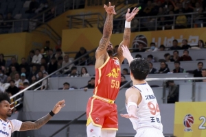 CBA季后赛8强赛三局两胜制！媒体人：预感有以下克上的情况出现