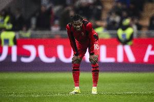 跟队记者：米兰不再将莱奥视为非卖品，若有合适报价将考虑出售