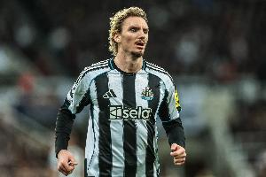 及时止损！电讯报：纽卡今夏可能出售沃尔特马德、维萨中至少一人