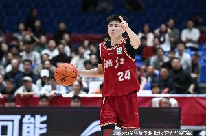 媒体人：李悦洲展现出大心脏球员的潜质 宁波的进攻过度依赖外援