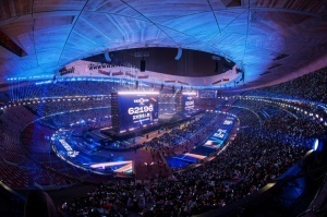 国内首个！KPL鸟巢开幕式斩获国际“互联网奥斯卡”大奖