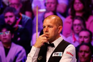 霍金斯：马克·艾伦更加冷酷高效，我现在很失望但没什么可抱怨的