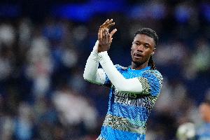 罗马诺：23岁中场卡马文加再次重申自己无意在今夏离开皇马