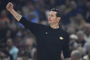 雷迪克：雷霆是NBA历史最出色球队之一 我们都很尊重他们